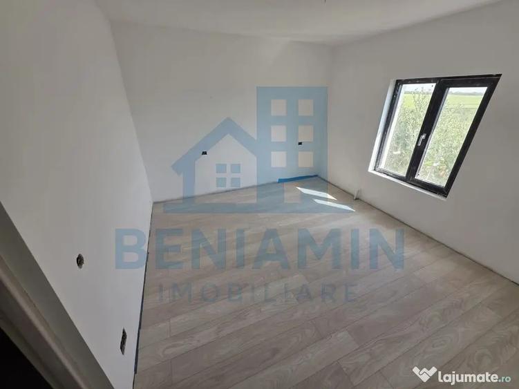 Casă cu 3 camere cu Teren 343 Mp în Central