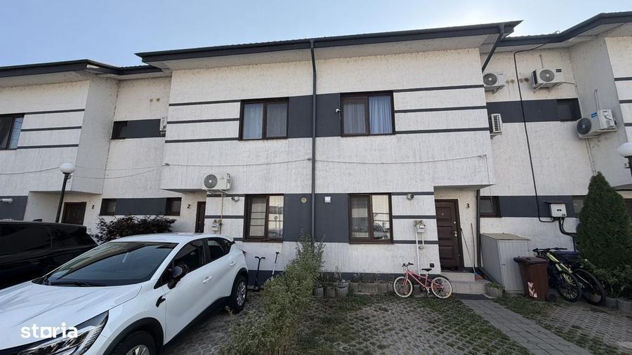 Casă cu 4 camere în Central
