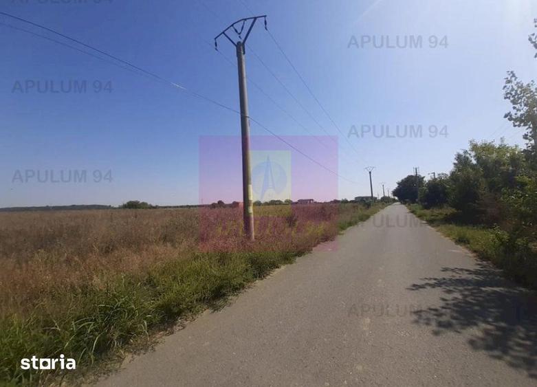 Teren de 1300 mp, în Copăceni