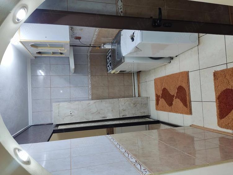 Apartament cu 2 camere decomandat în Micro 19