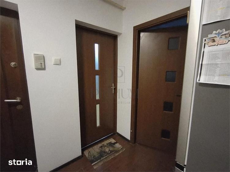 Apartament cu 3 camere decomandat în Șagului — fotografia 2
