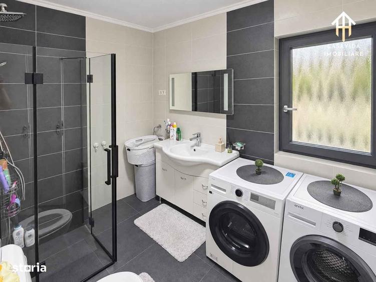 Casă cu 4 camere cu Teren 450 Mp în Central