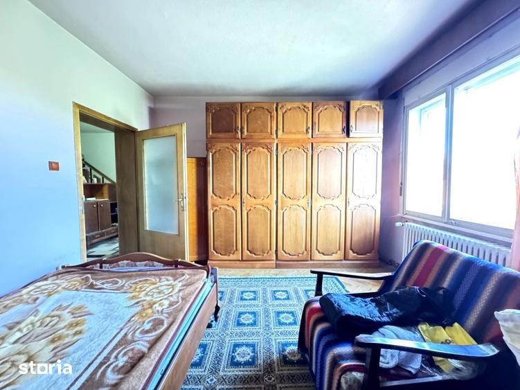 Apartament cu 5 camere, mobilat în Andrei Mureșanu