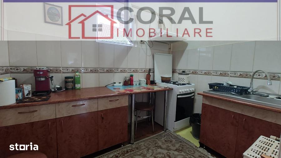 Casă cu 3 camere decomandat cu Teren 640 Mp în Decebal