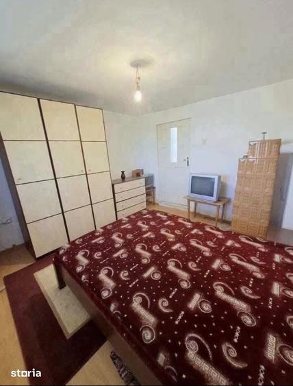 Casă cu 4 camere cu Teren 864 Mp în Central