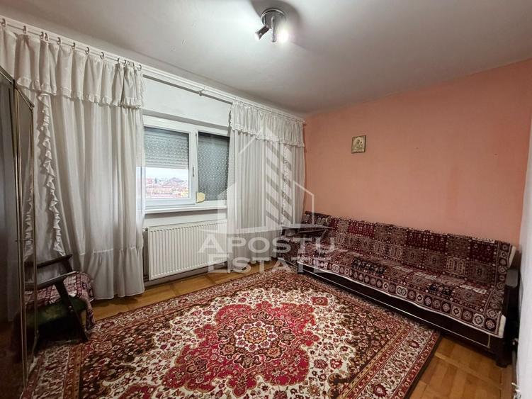 Apartament cu 2 camere, semidecomandat,centrala proprie,zona Girocului - 3