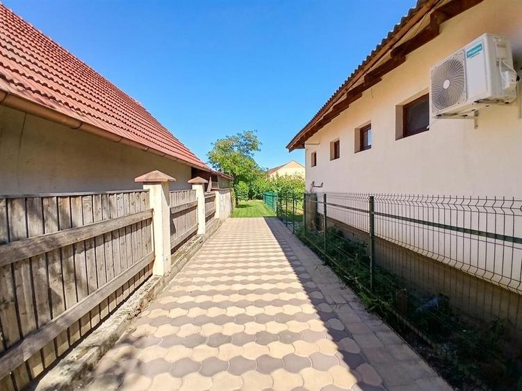 Casă cu 4 camere cu Teren 600 Mp în Chișirid