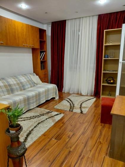 Garsonieră nedecomandată, mobilată în Colentina