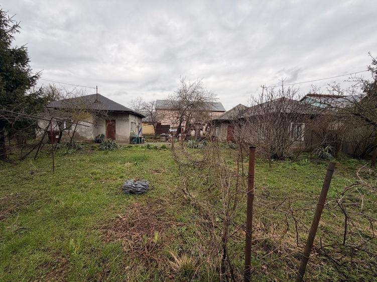 Teren Construcții intravilan de 800 mp, în Străulești