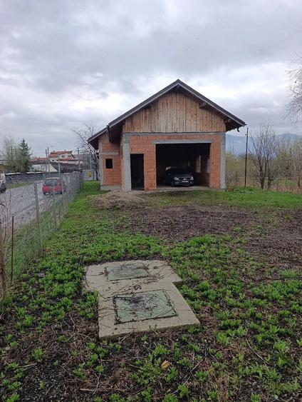 Casă cu Teren 700 Mp în Ciritei
