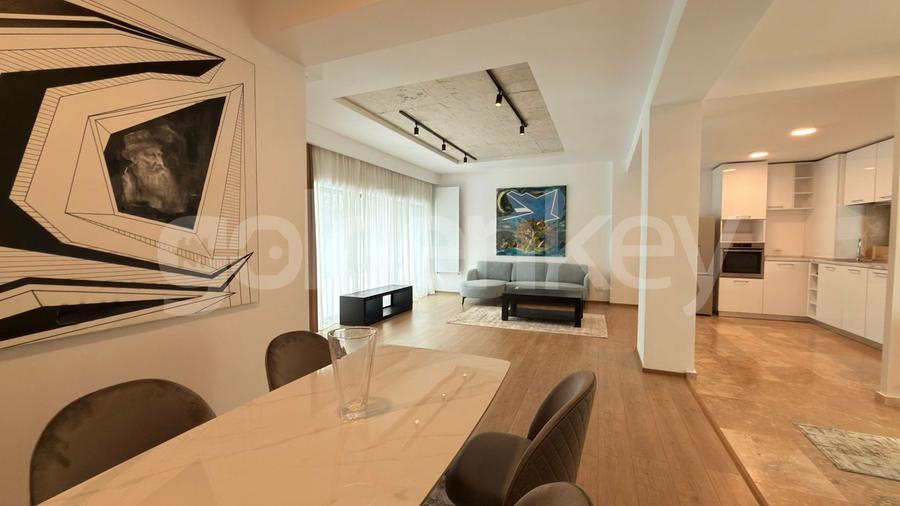 Duplex cu 4 camere cu Canalizare în Pipera