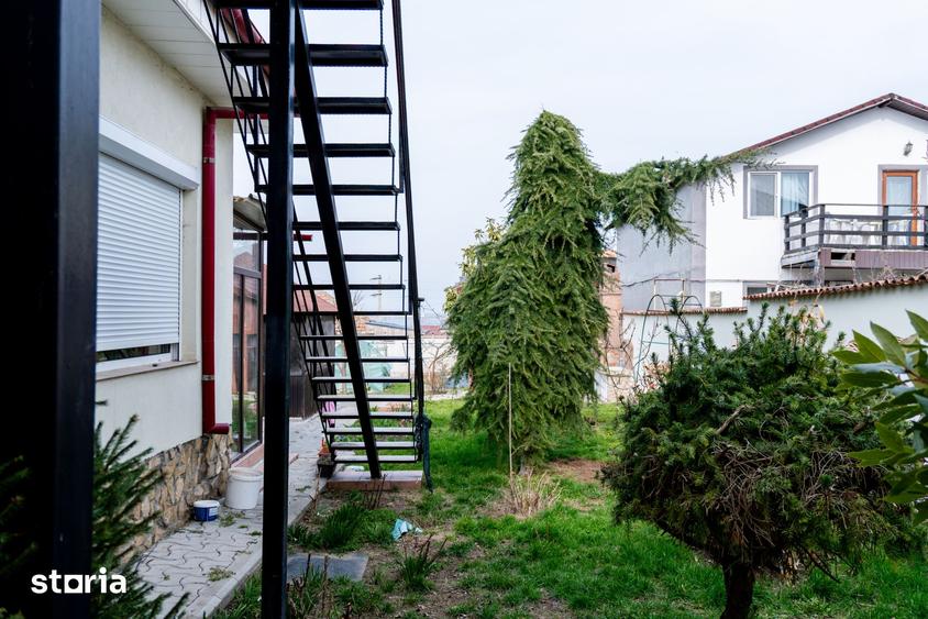 Casă cu 2 camere cu Teren 800 Mp în Central