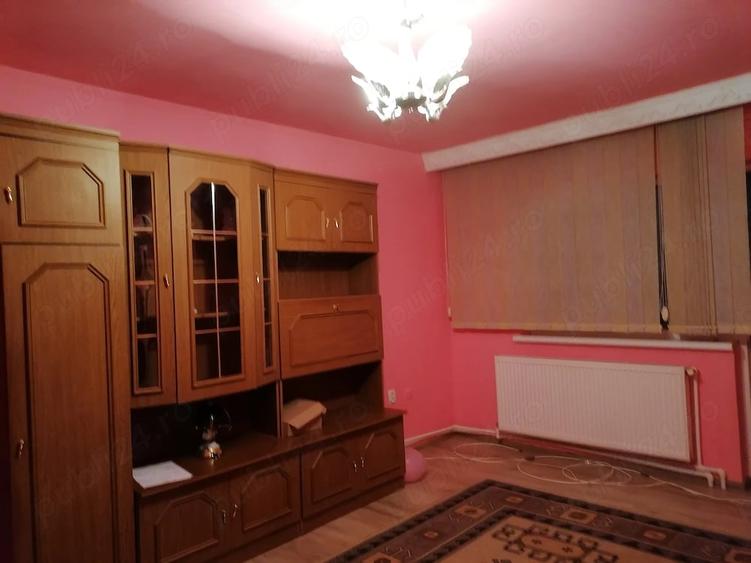 Garsonieră decomandată în Viziru 1
