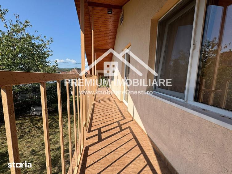 Casă cu 3 camere cu Teren 835 Mp în Mănăstirea Cașin