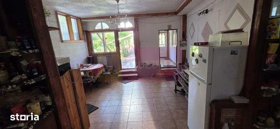 Casa de vanzare cu 5 camere in Mislea - 14