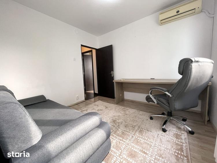 Apartament cu 3 camere decomandat în Berceni