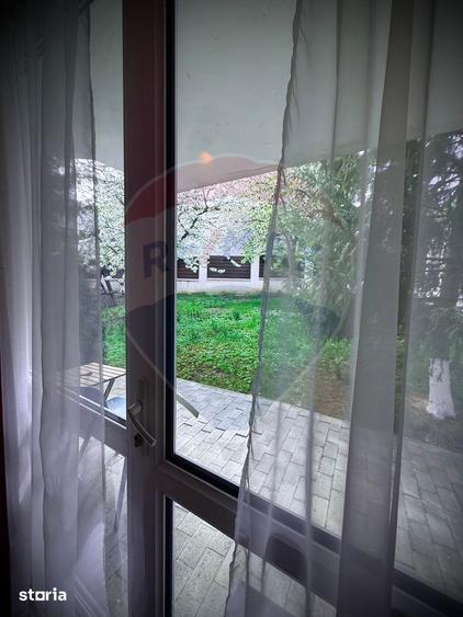 Casă cu 4 camere cu Teren 700 Mp în Bucium