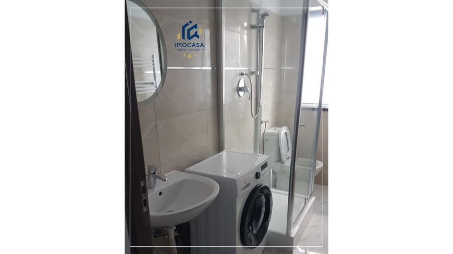 Casă cu 11 camere cu Canalizare în Vladimirescu