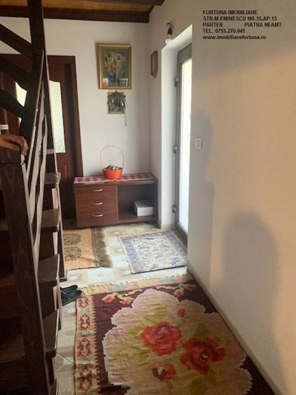 Casă individuală cu 7 camere cu Teren 2000 Mp în Exterior Vest