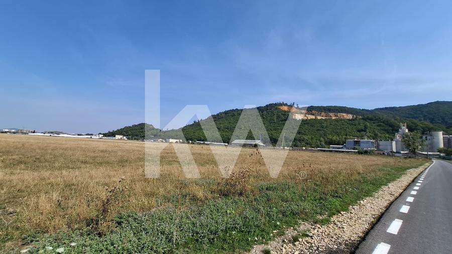 Teren agricol intravilan de 2000 mp, în Bartolomeu