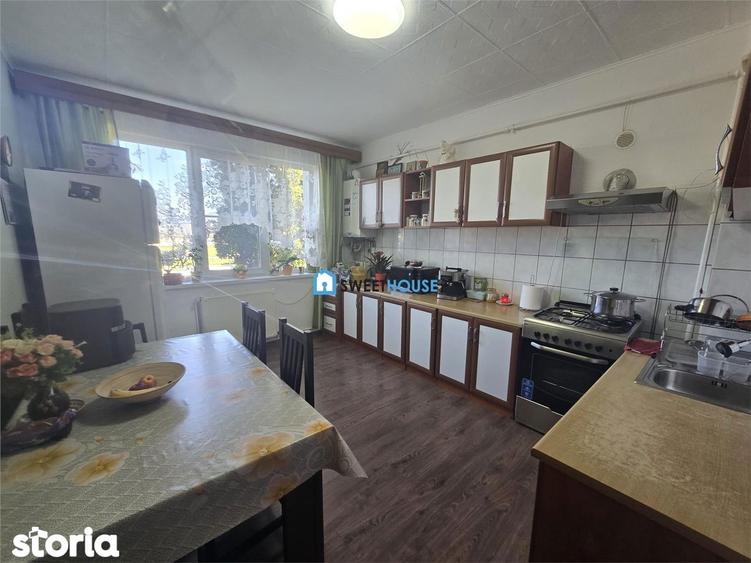 Apartament Primitor cu Vedere spre Piatra Craiului - Zarnesti - 3
