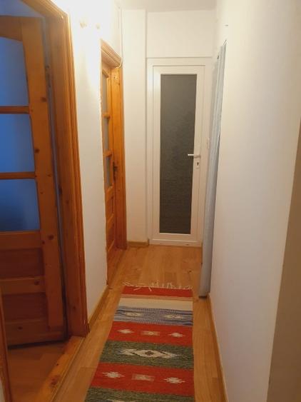 Apartament cu 4 camere decomandat în Exterior Sud