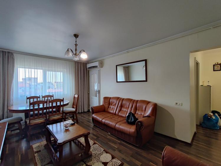 Apartament cu 3 camere decomandat în Inel I