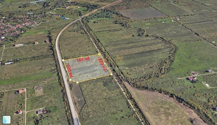 Teren de 39360 mp, în Plopi