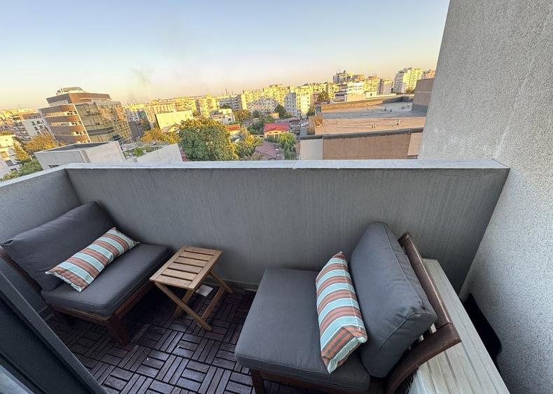Apartament cu 2 camere semidecomandat, mobilat în Basarab