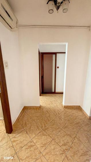 Vanzare apartament 4 camere in Micro 39 cu 2 balcoane - 1