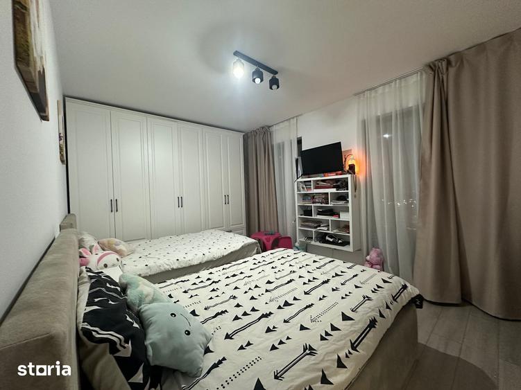 Apartament cu 3 camere în 9 Mai