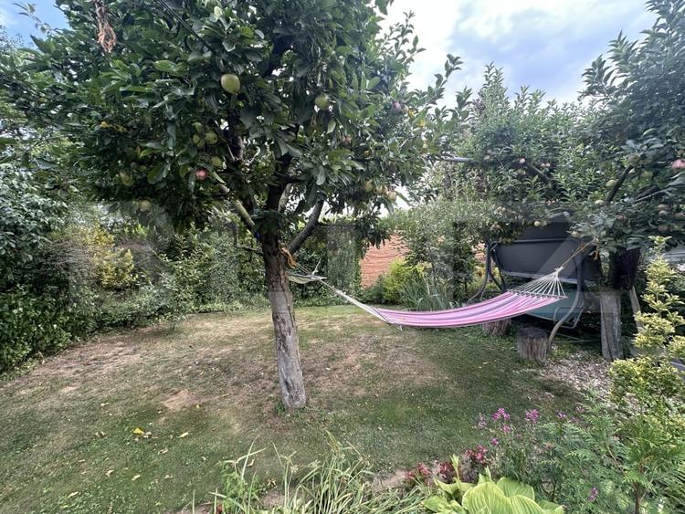 Casă individuală cu 6 camere cu Canalizare în Micro 17