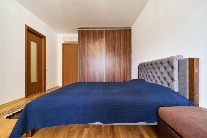 Apartament cu 3 camere, mobilat în Unirii