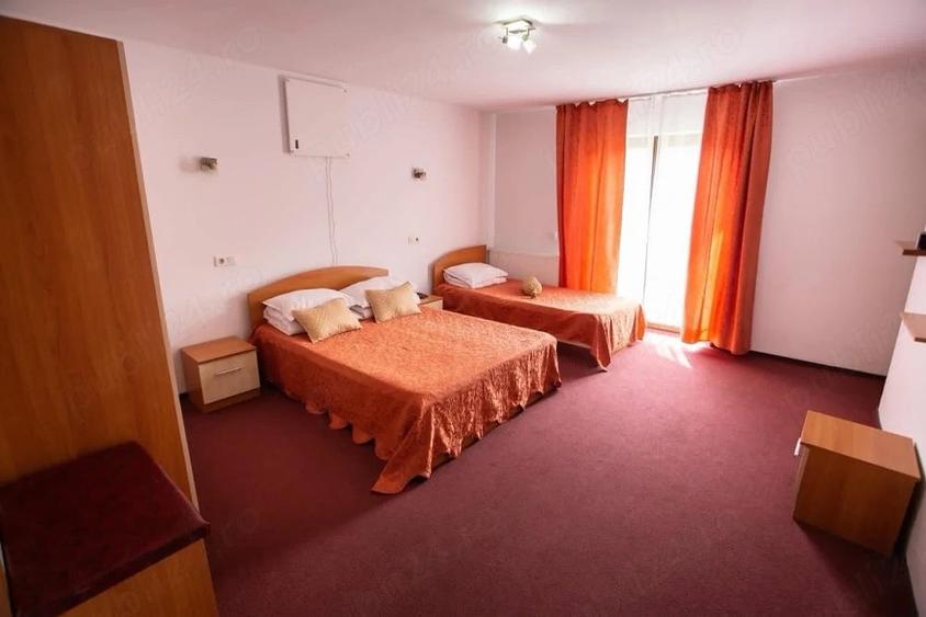 Casă cu Teren 1000 Mp în Periferie