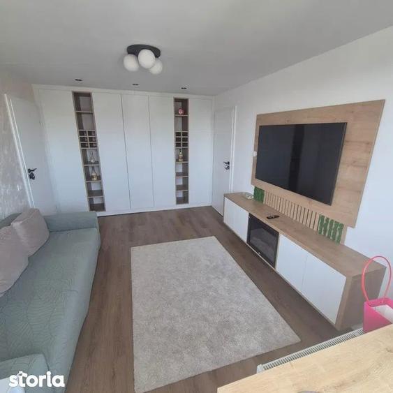 Apartament cu 3 camere decomandat, mobilat în Drumul Taberei