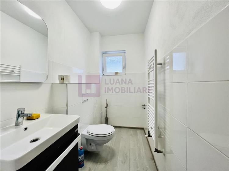 Duplex cu 4 camere cu Canalizare în Daia