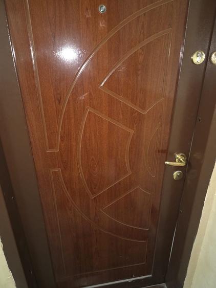 Apartament cu 2 camere semidecomandat în Mureșeni