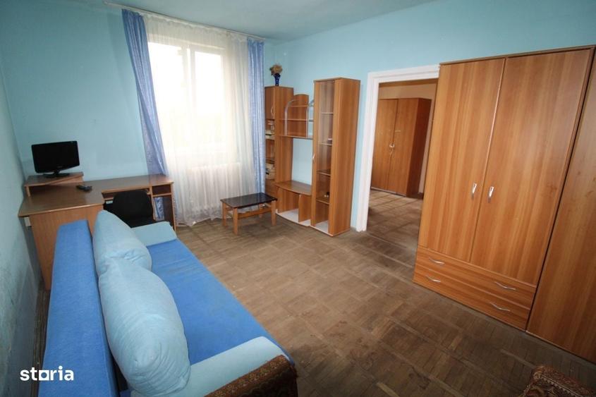 Apartament cu 3 camere în Est