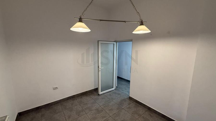Casă individuală cu 9 camere cu Canalizare în Eminescu