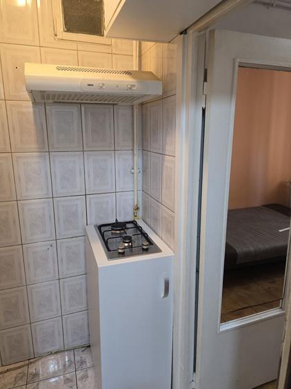 Garsonieră decomandată în Central