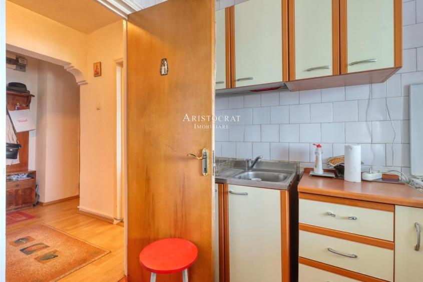 Apartament cu 4 camere în Pantelimon