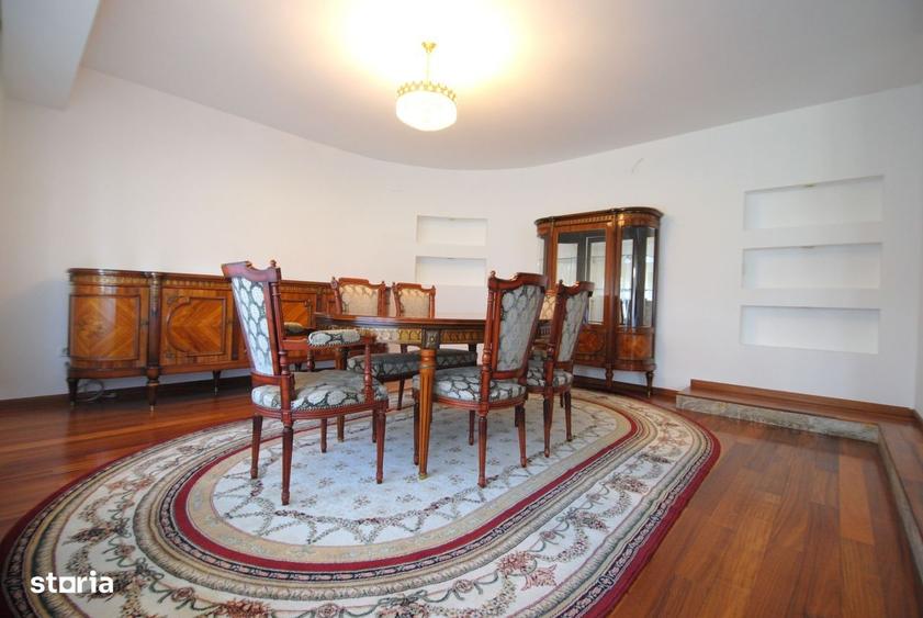 Casă cu 4 camere cu Teren 328 Mp în Torontalului