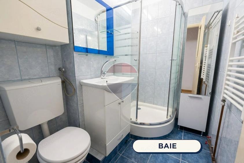 Apartament cu 3 camere decomandat în Sud