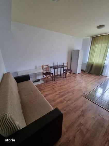 Apartament cu 3 camere în Florești