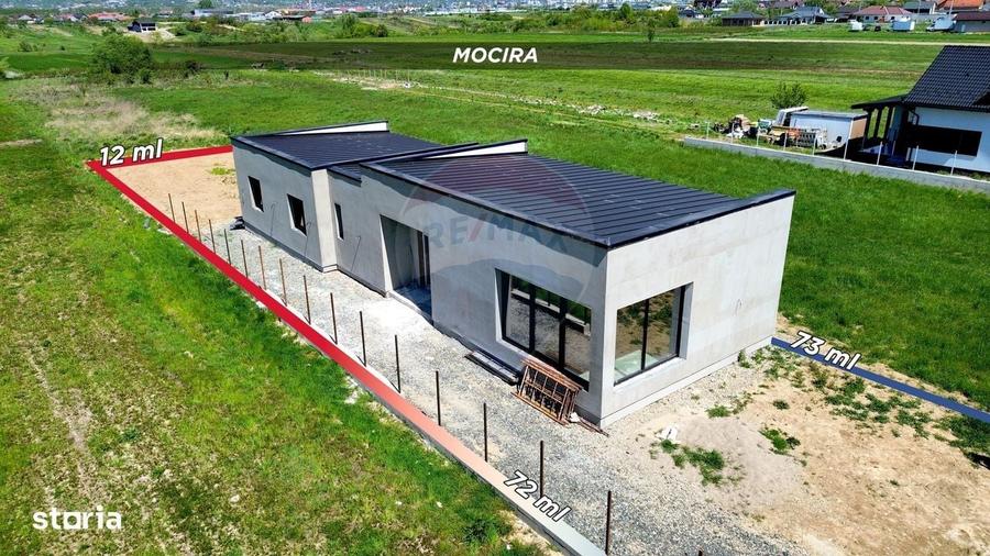 Casă cu 4 camere cu Teren 900 Mp în Recea