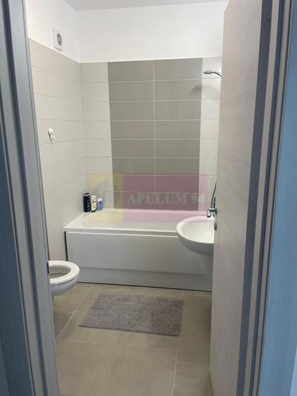 Apartament cu 2 camere semidecomandat, mobilat în Prelungirea Ghencea