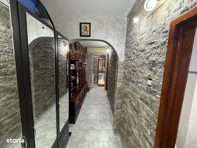 Apartament cu 3 camere decomandat, mobilat în Tomis Nord