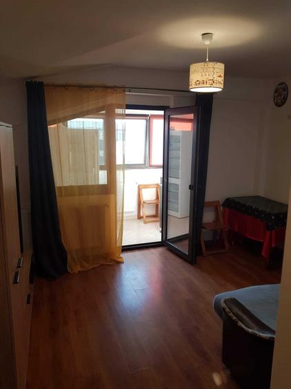 Garsonieră decomandată în Exterior Vest