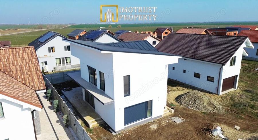 Casă cu 4 camere cu Teren 300 Mp în Tisa