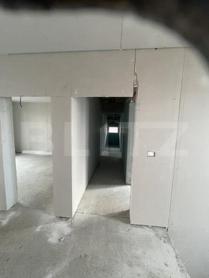 Casă individuală cu 7 camere cu Canalizare în Tecuci
